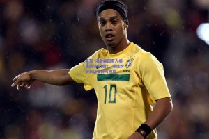 克莱·汤普森因家人病重取消中国行，球迷纷纷表达支持与祝福