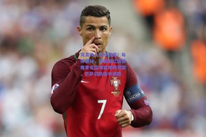 突发换人扭转战局！每体揭秘，德容染红迫使弗里克临场启用阿劳霍，巴萨后防险中求胜